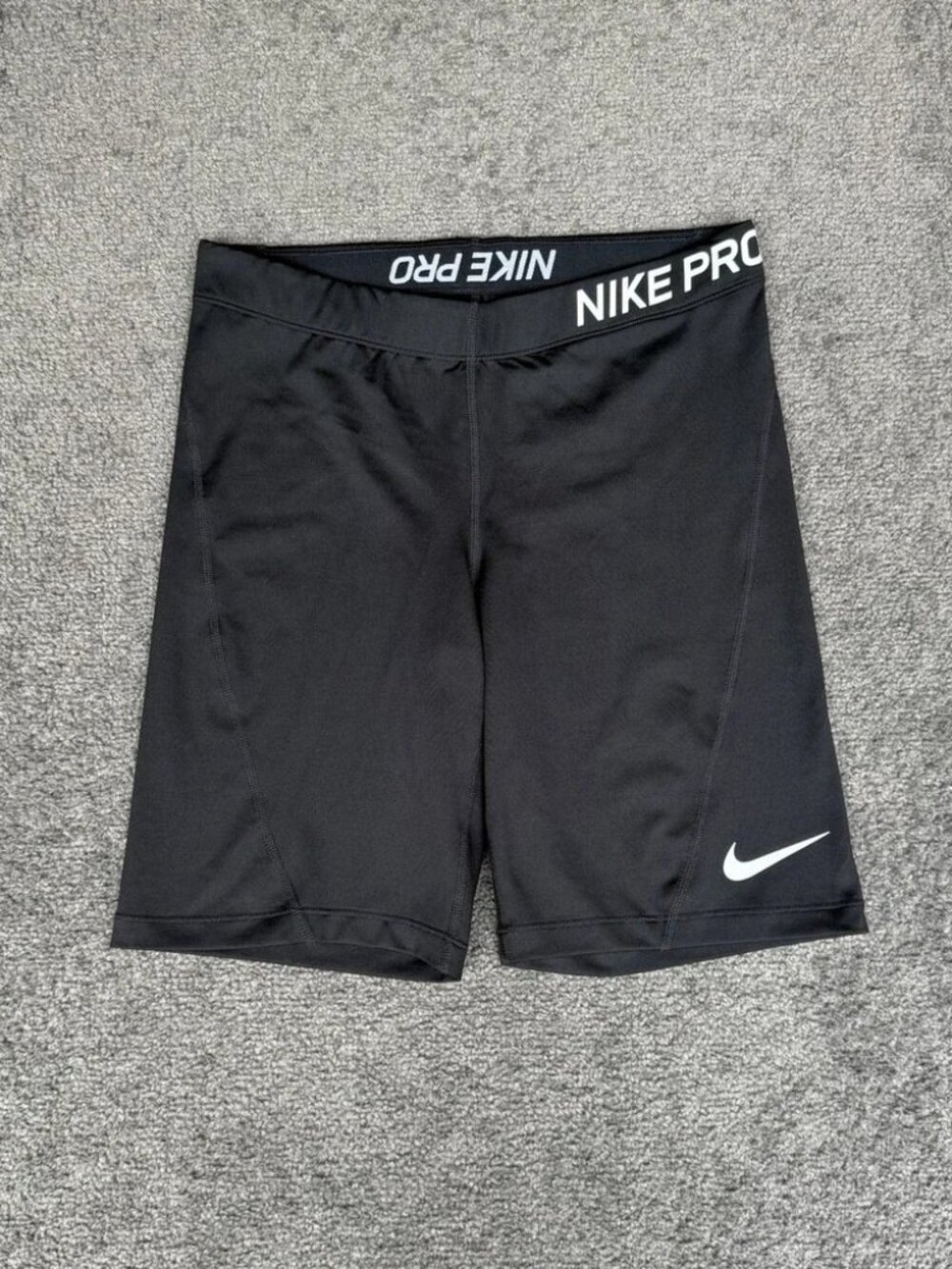 Nike Pro Dri-FIT Womens Black Compression Training Shorts Size Large 8 Inch